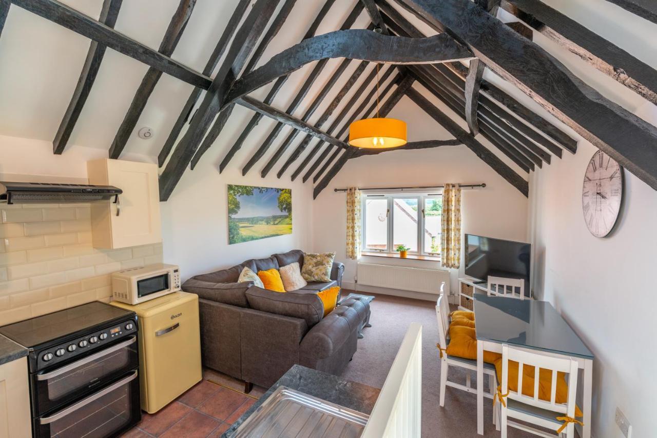 Valley Farm Holiday Cottages แอ็กซ์มินสเตอร์ ภายนอก รูปภาพ